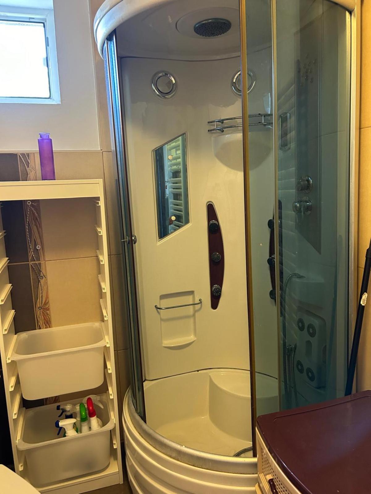 Vila De Inchiriat Aproape De Therme Balotesti Luaran gambar