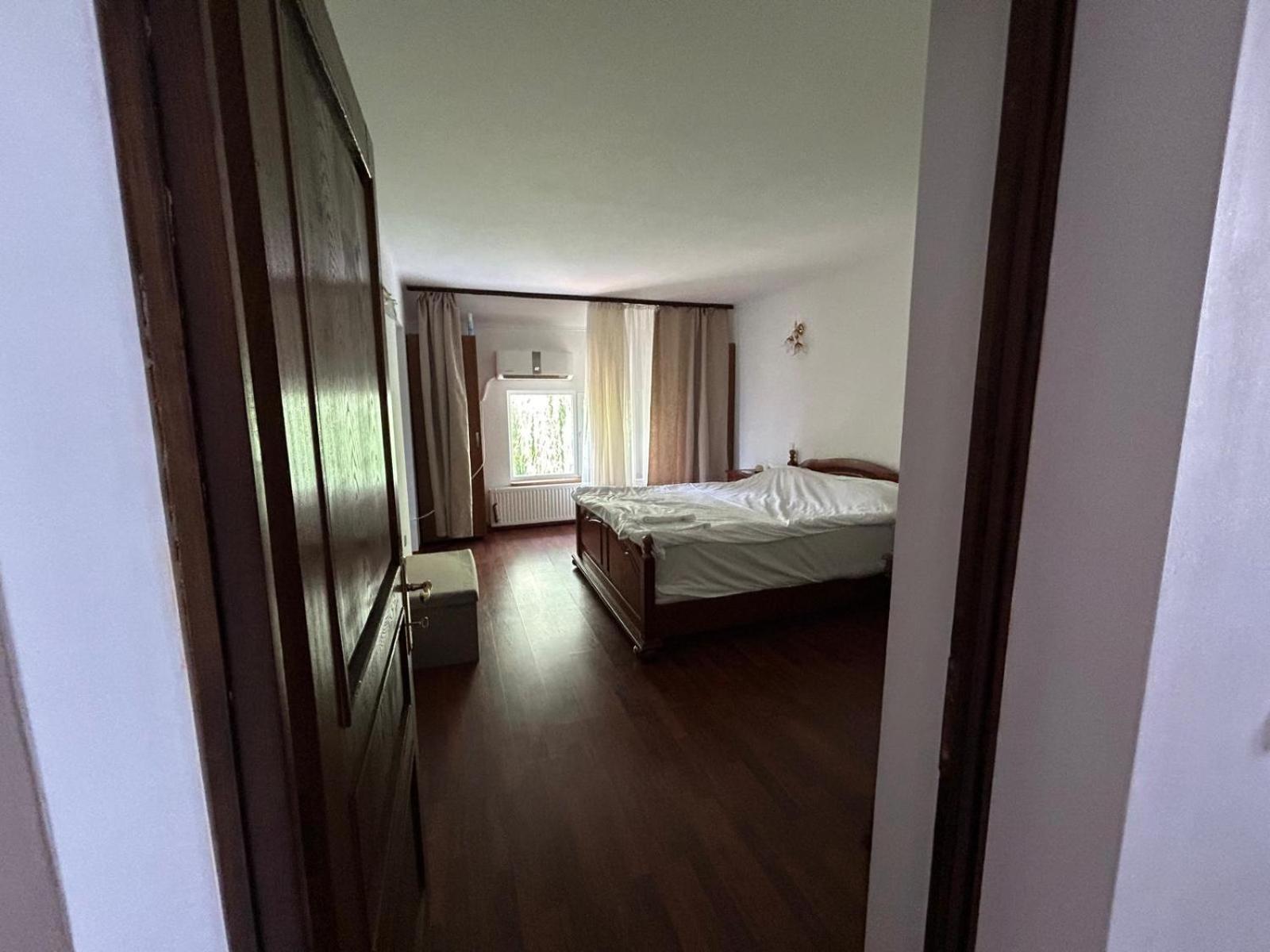 Vila De Inchiriat Aproape De Therme Balotesti Luaran gambar